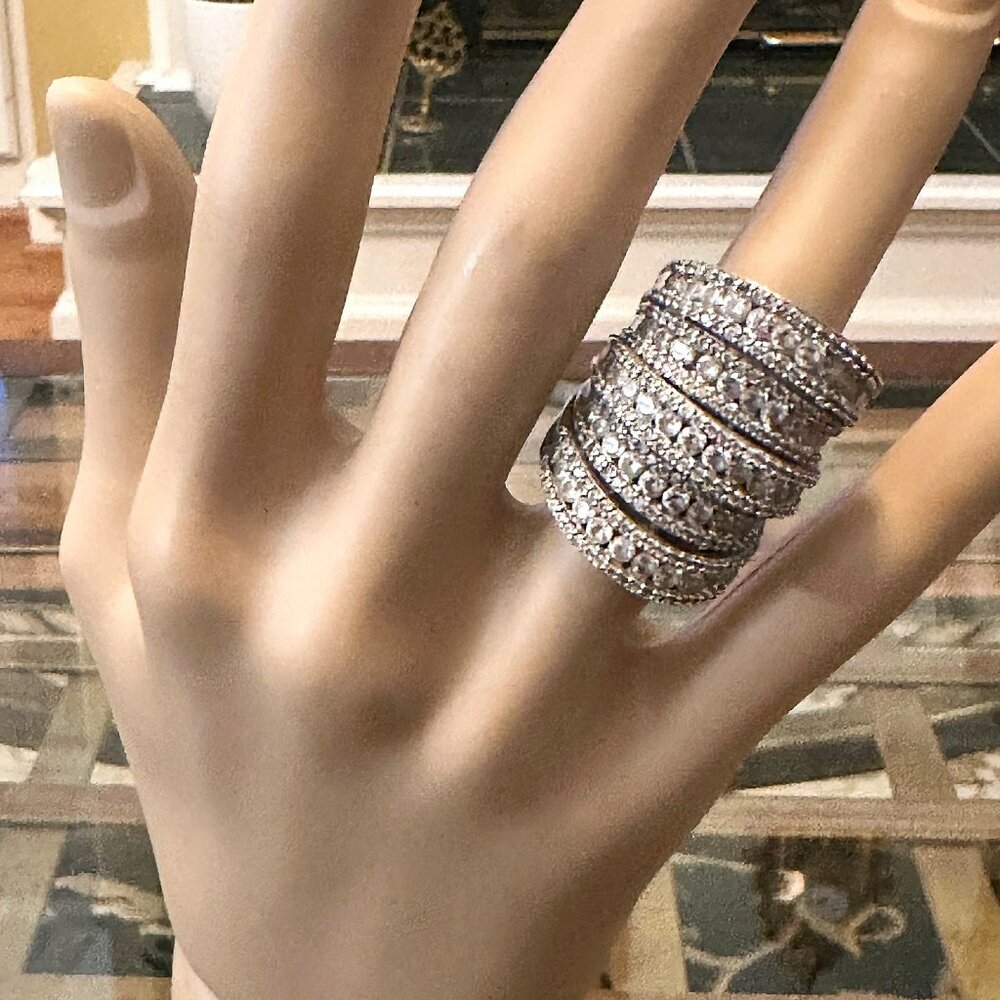 JtV 12 Row Vintage Knuckle to Knuckle Faux Diamond Ring in .925 Silver sz7